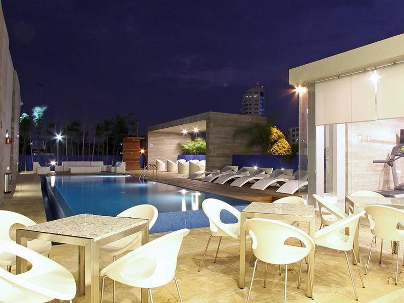 One Villahermosa 2000 Extérieur photo