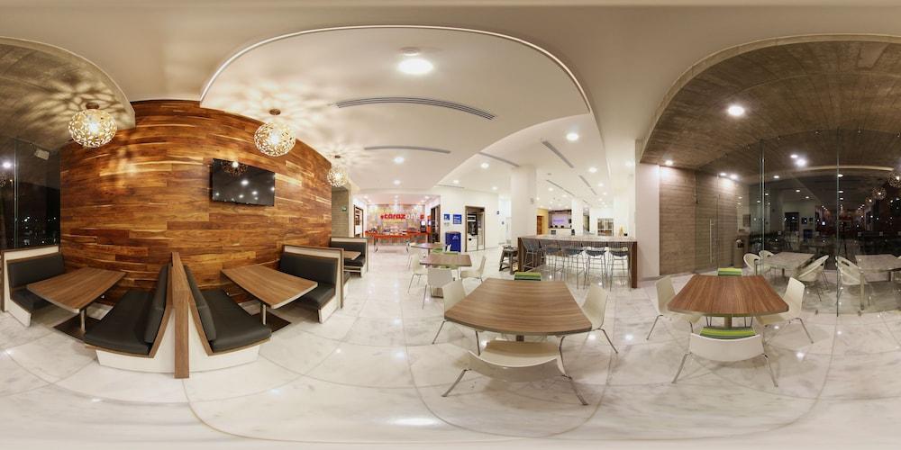 One Villahermosa 2000 Extérieur photo