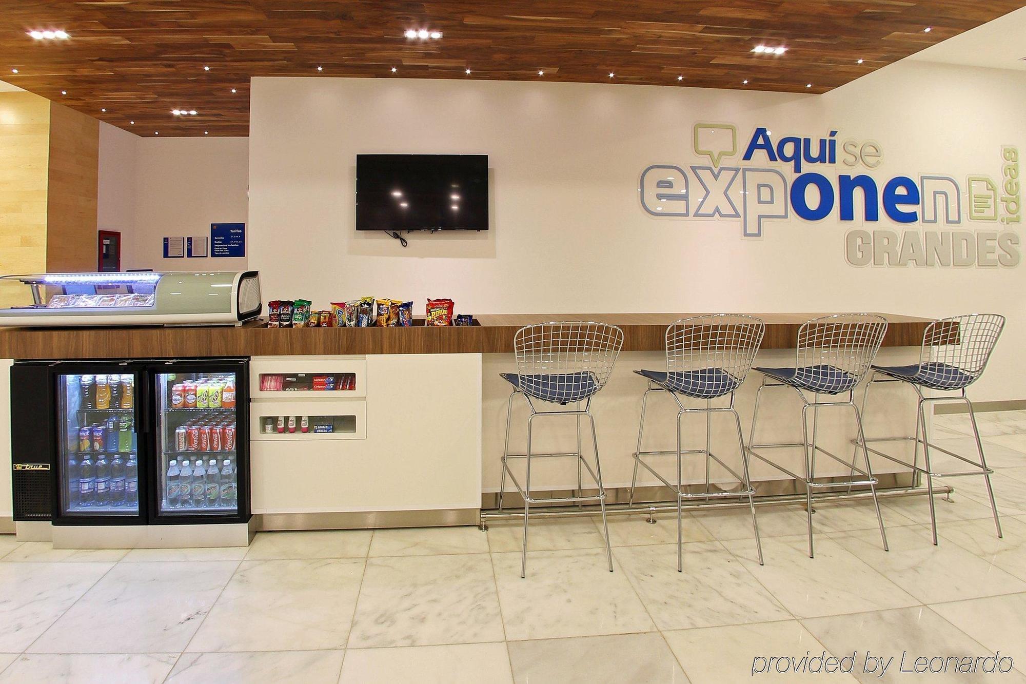 One Villahermosa 2000 Extérieur photo